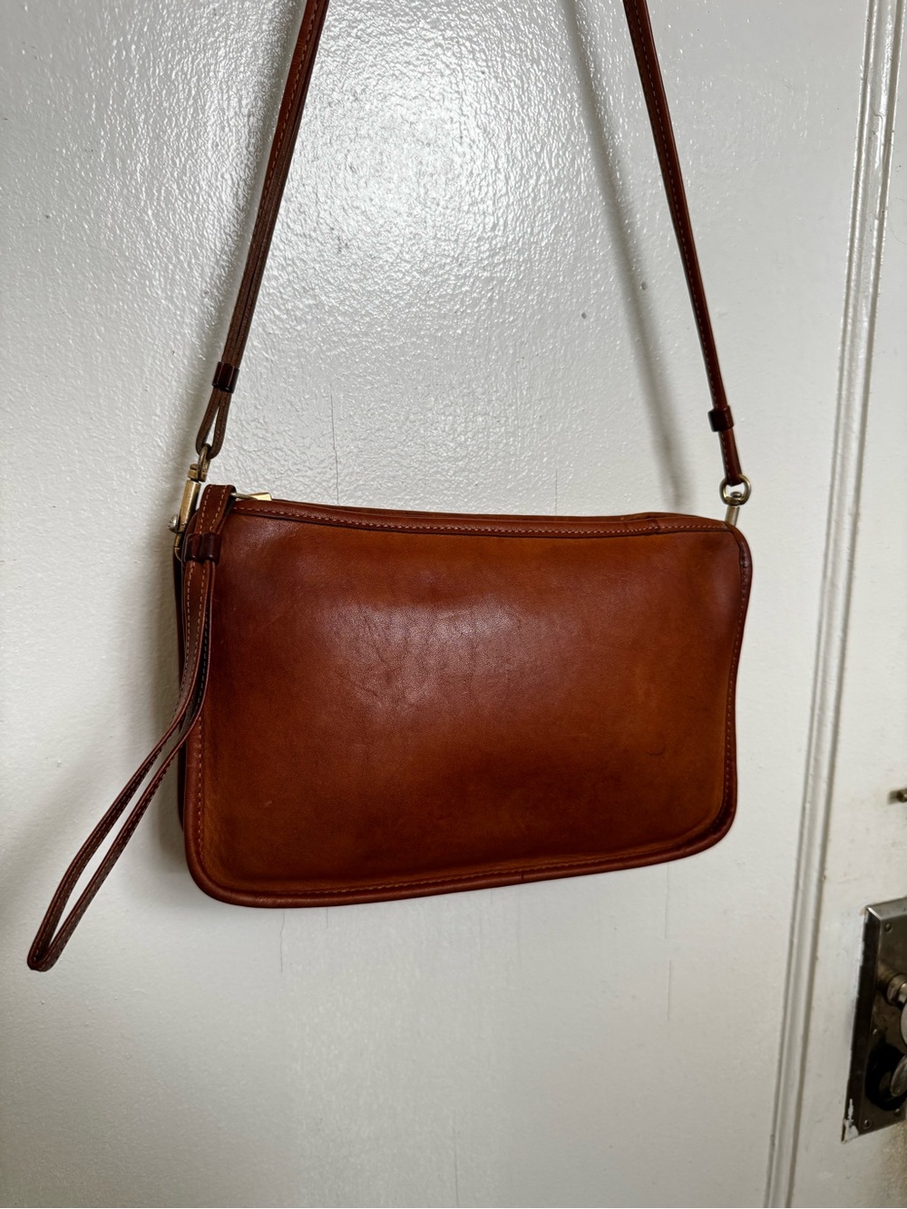 Vintage coach 9455 70s RARE NEW YORK glue in creed